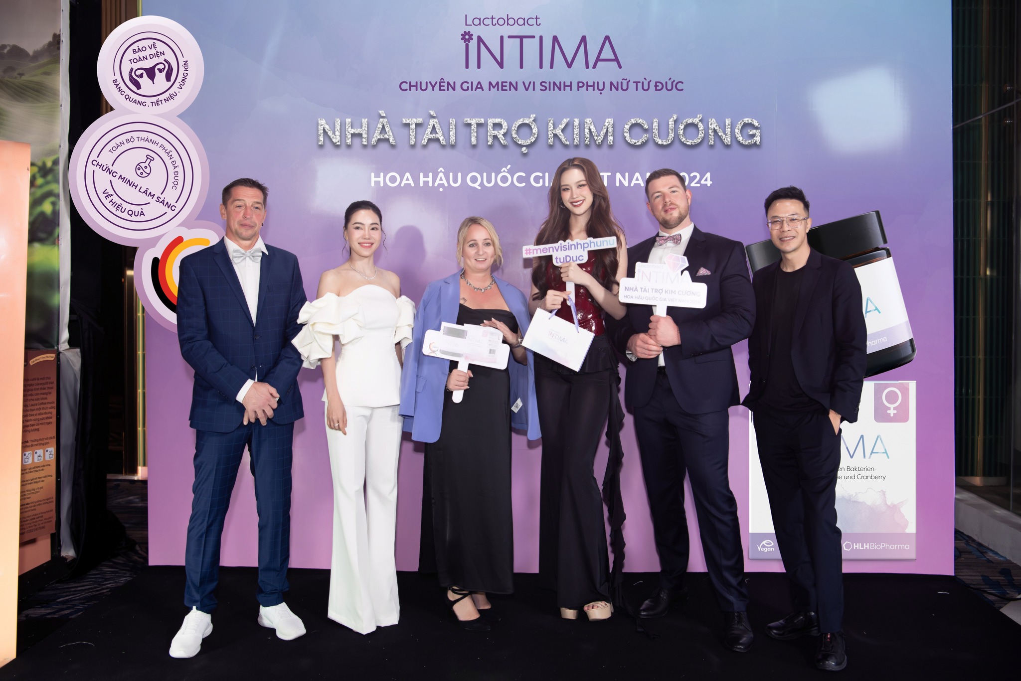 LACTOBACT INTIMA – CHUYÊN GIA MEN VI SINH PHỤ NỮ TỪ ĐỨC SÁNH BƯỚC CÙNG DÀN CELEBS TRONG ĐÊM VBFF X-MODE VÀ GÂY ẤN TƯỢNG TẠI ĐÊM NHẠC TRI ÂN “TỰ HÀO VIỆT NAM”